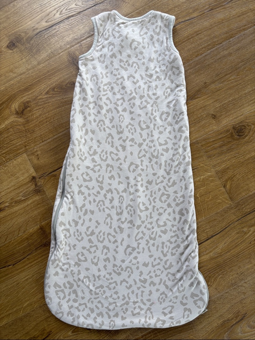 KYTE Baby Sleep Sack Medium - Tan Leopard 1.0 TOG - Picture 3 of 3